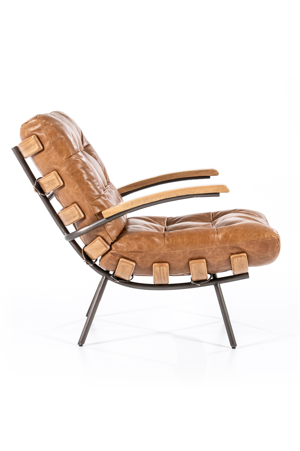 Cognac Mid Century Armchair | Eleonora Bastiaan | Dutchfurniture.com