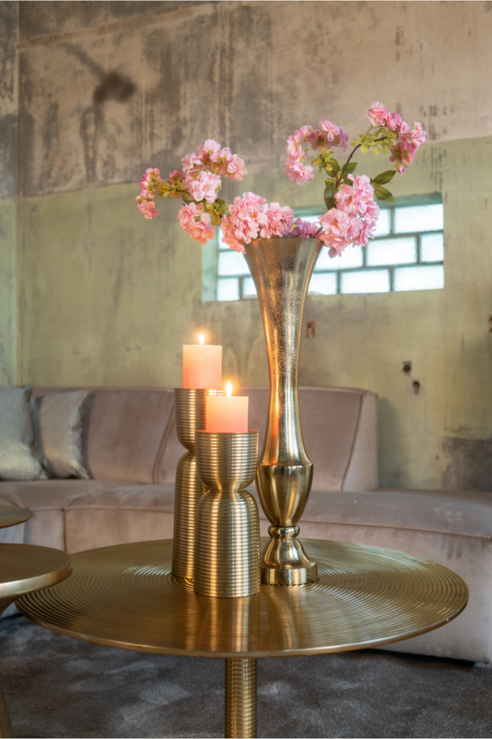 Gold Aluminum Decorative Candlestick L | OROA Jenyd | Dutchfurniture.com