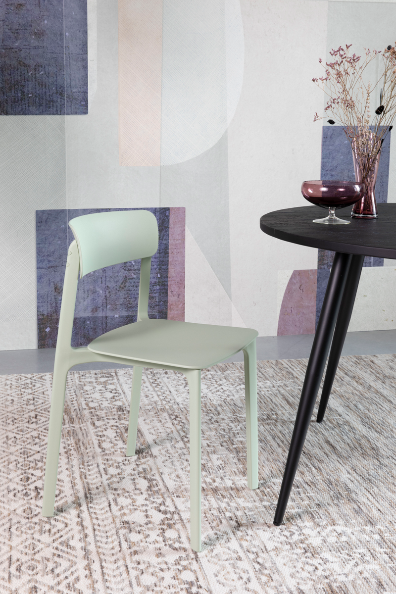 Fiberglass Modern Dining Chairs (4) | DF Clive | Oroatrade.com