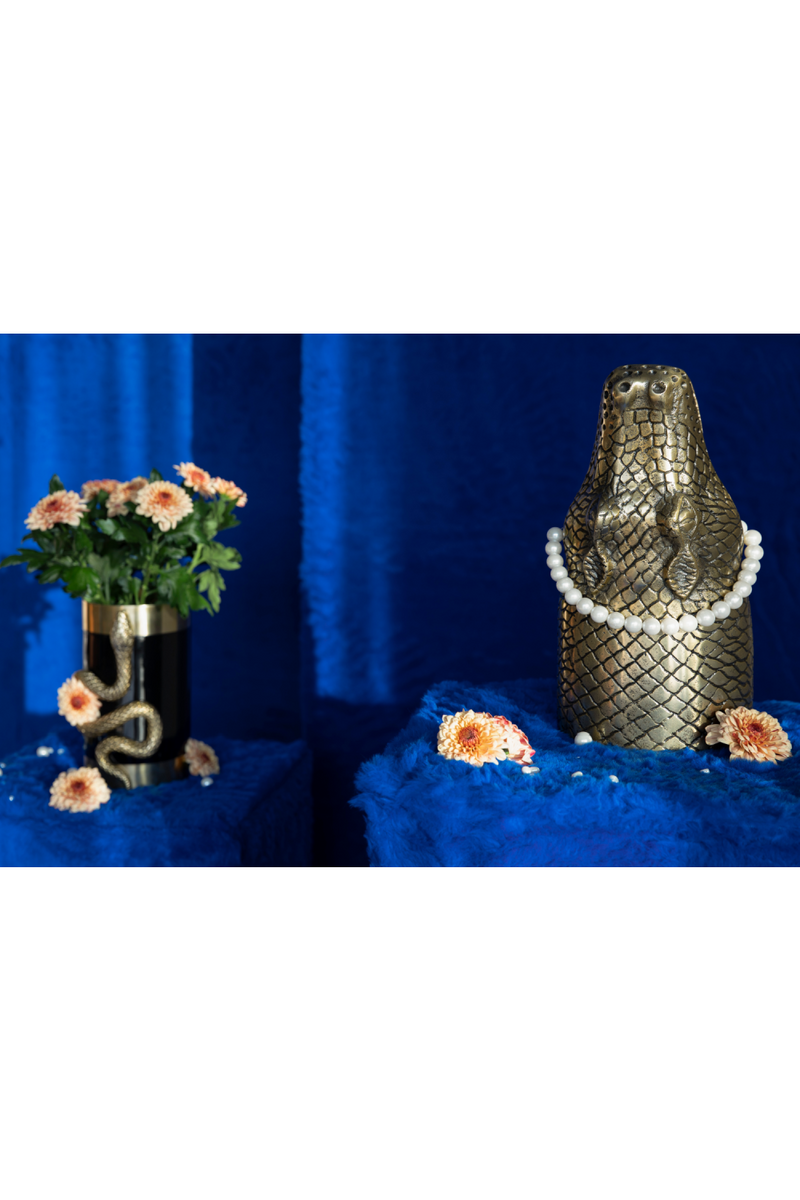 Aluminum Cylindrical Modern Vase M | Bold Monkey Never Hurt A Snake | Dutchfurniture.com
