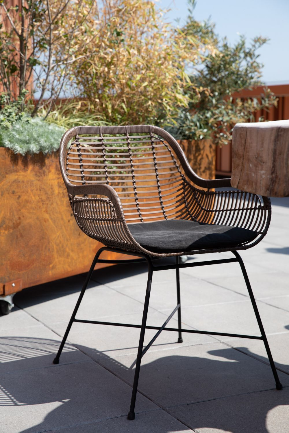 Black Rattan Outdoor Armchairs (2) | Dutchbone Cantik | Oroatrade.com