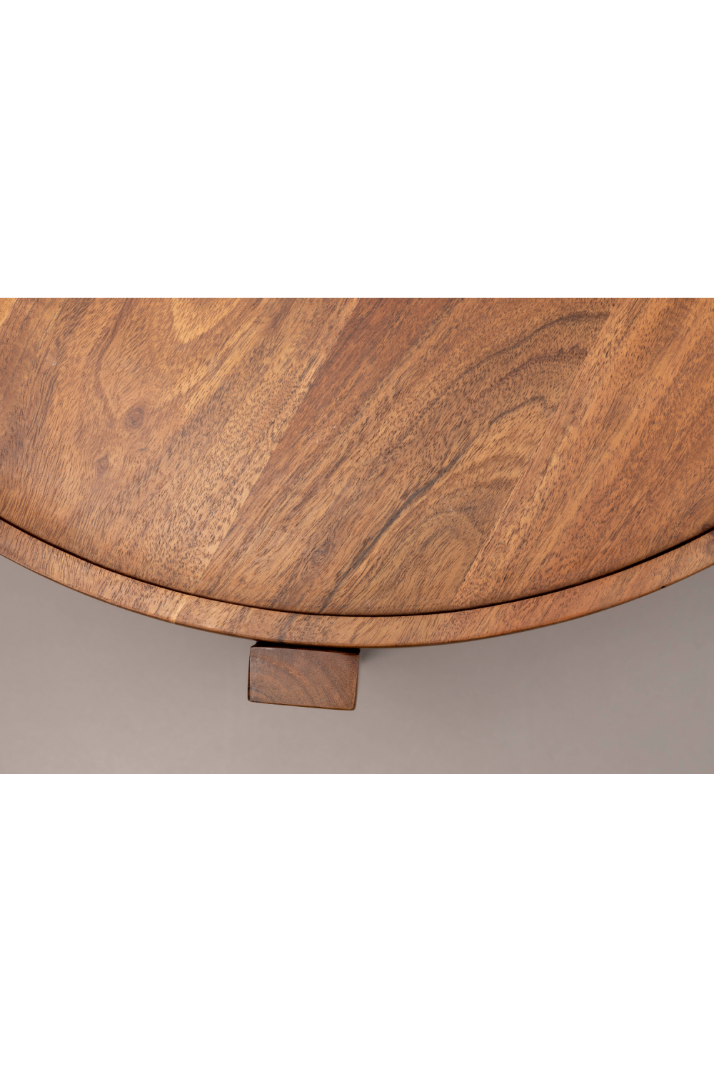 Acacia Round Coffee Table | Dutchbone Shane | Dutchfurniture.com