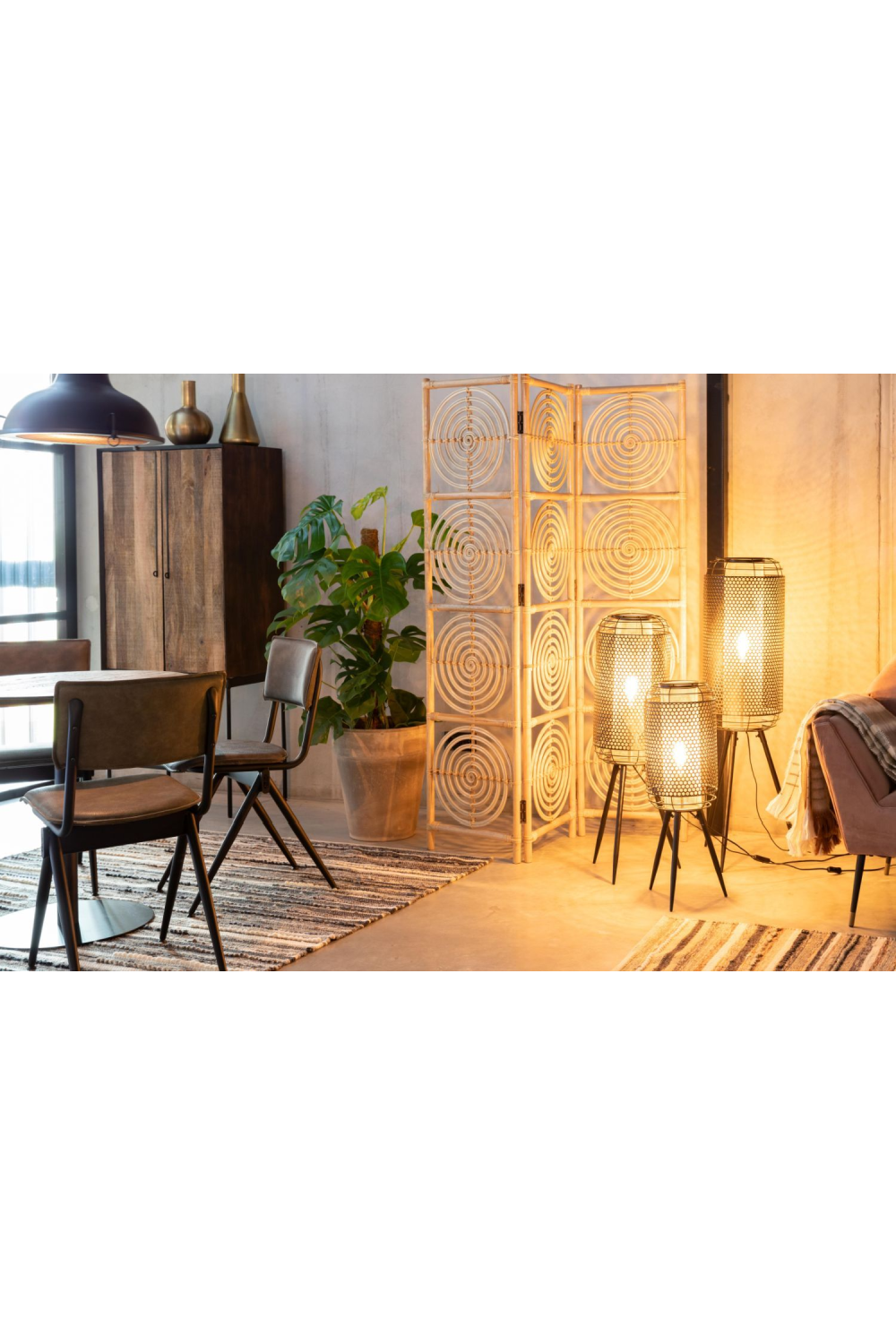 Mesh Tube Tripod Floor Lamp M | Dutchbone Archer | Oroatrade.com