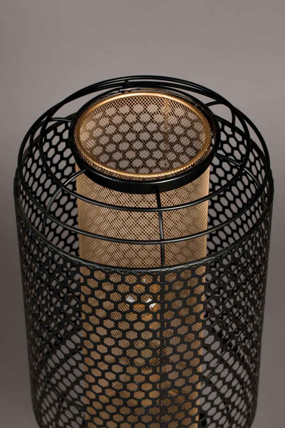 Mesh Tube Tripod Floor Lamp M | Dutchbone Archer | Oroatrade.com