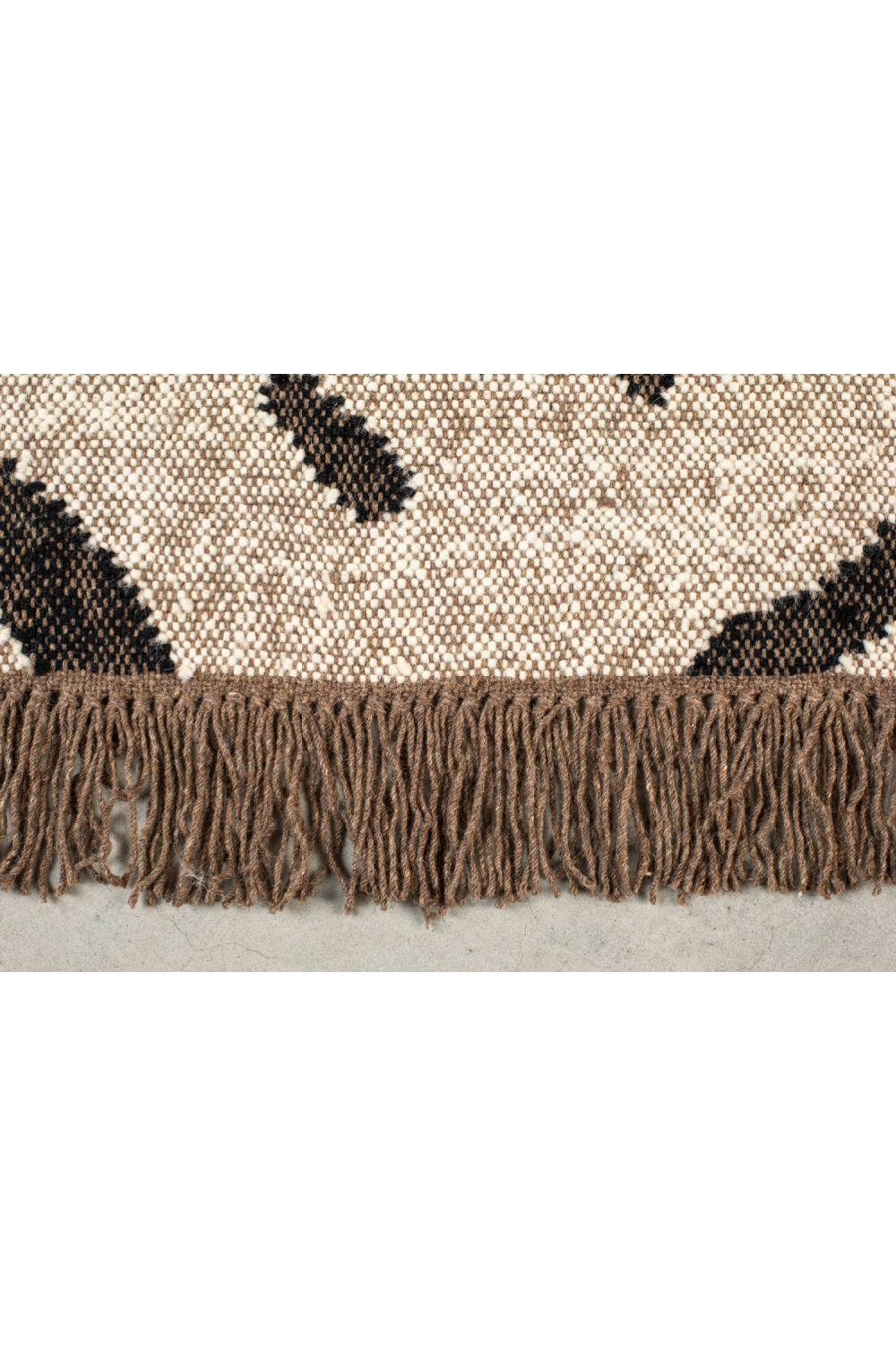 Beige Wool Fringed Carpet | Dutchbone Ayaan | Oroatrade.com