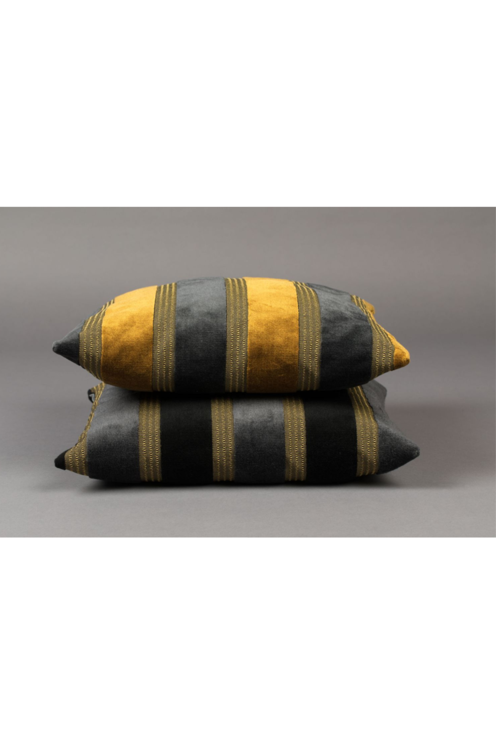 Black-Gray Stripe Throw Pillow (2) | Dutchbone Scott | DutchFurniture.com