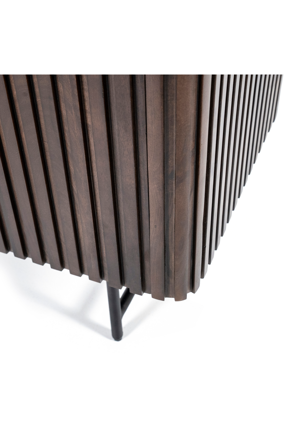 Brown Wooden Cabinet | Eleonora Remi | Dutchfurniture.com