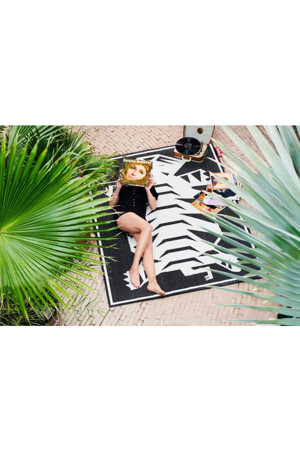 Patterned Weave Outdoor Rugs | Fatboy Carpretty Petit Nottazebroh | Dutchfurniture.com