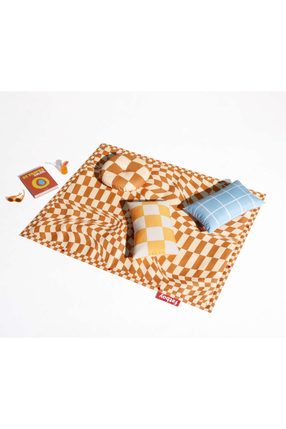 Modern Print Outdoor Rug | Fatboy Flying Carpet | Dutchfurniture.com