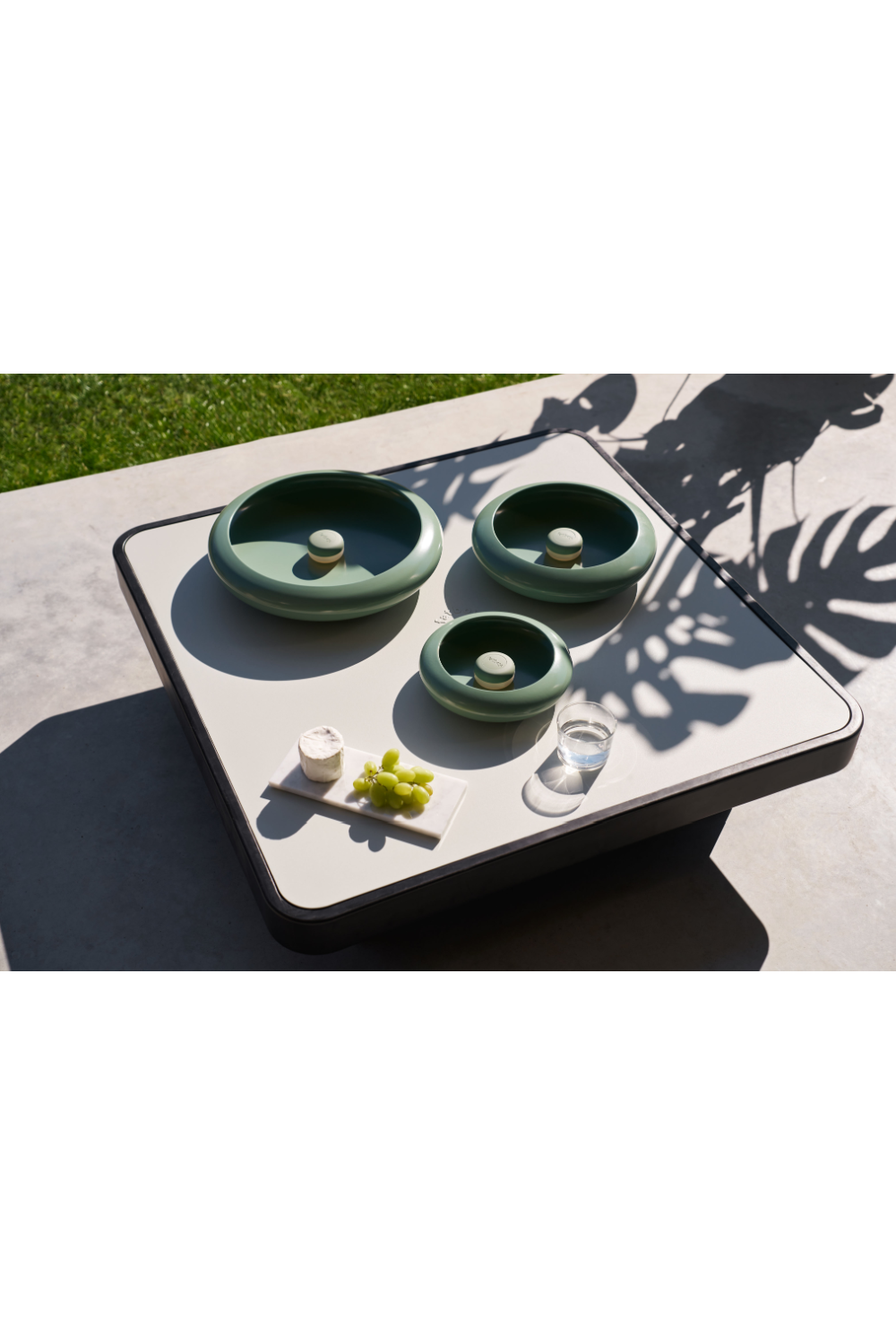 Round Outdoor Lamp Bowl Set (3) | Fatboy Oloha | Dutchfurniture.com