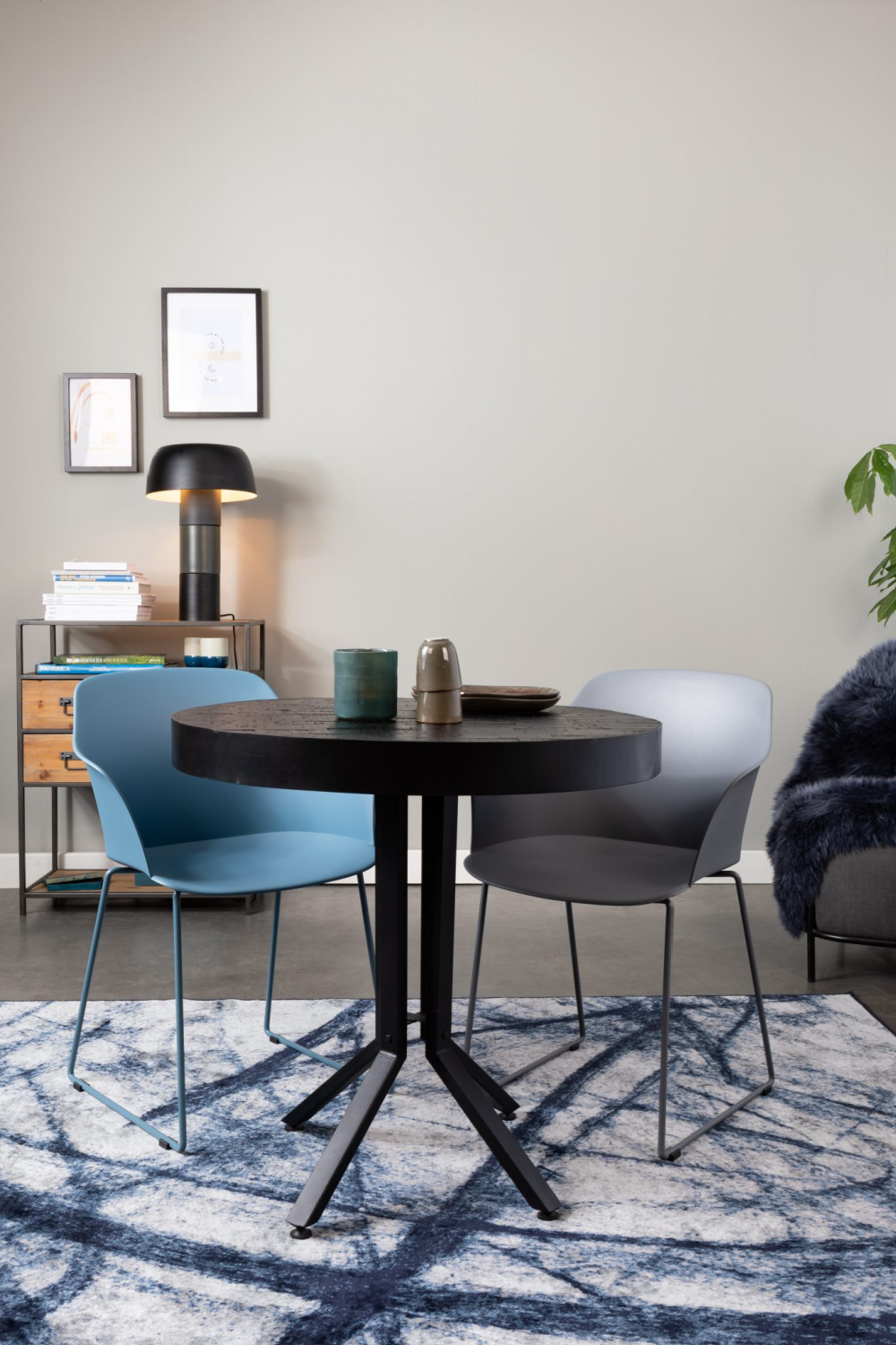 Blue Contemporary Dining Chairs (2) | DF Tango | Dutchfurniture.com