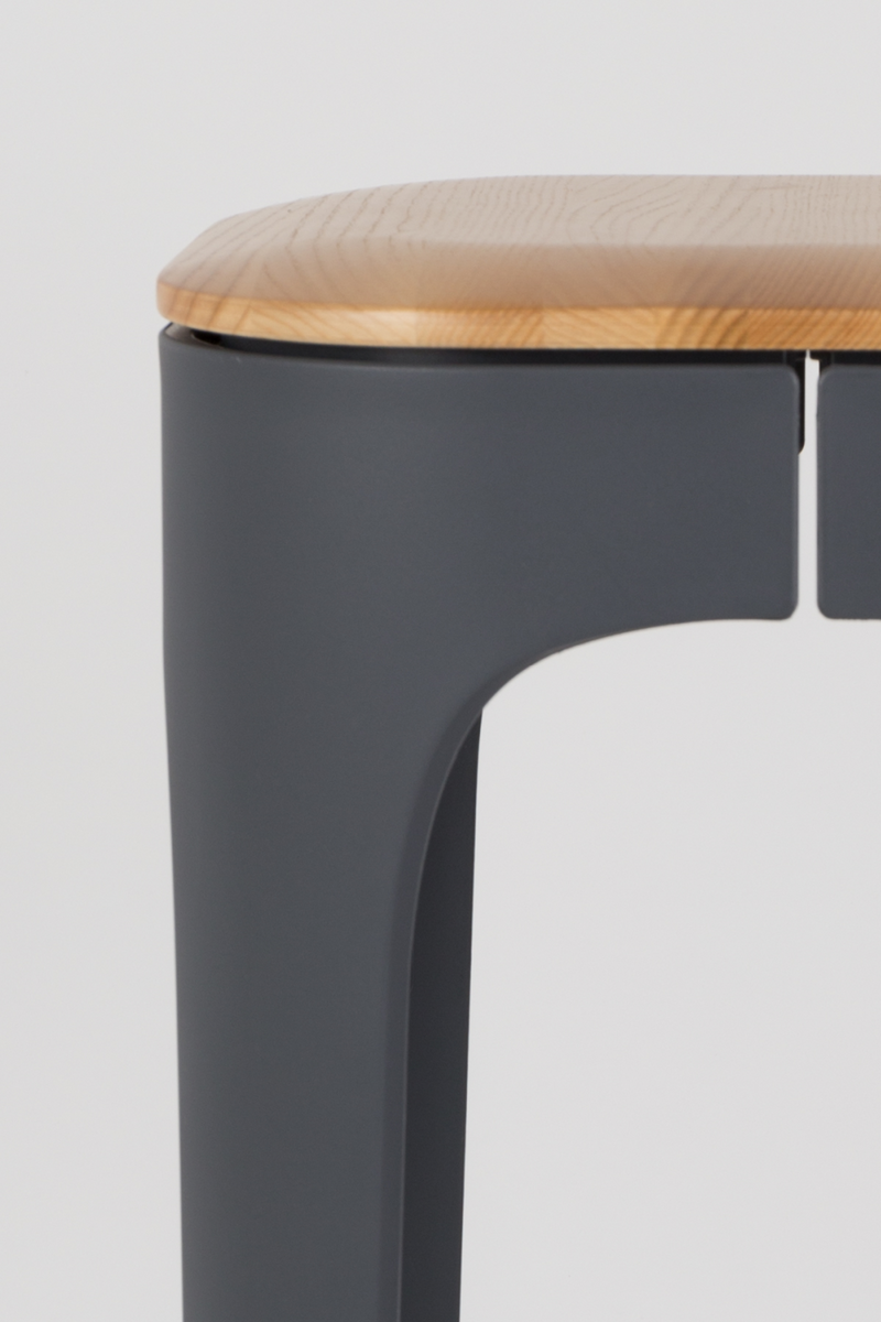 Modern Classic Bar Stool | DF Up-High | Dutchfurniture.com