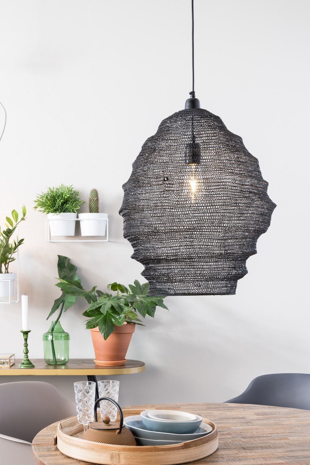 Black Iron Mesh Pendant Lamp L | DF Lena | Oroatrade.com