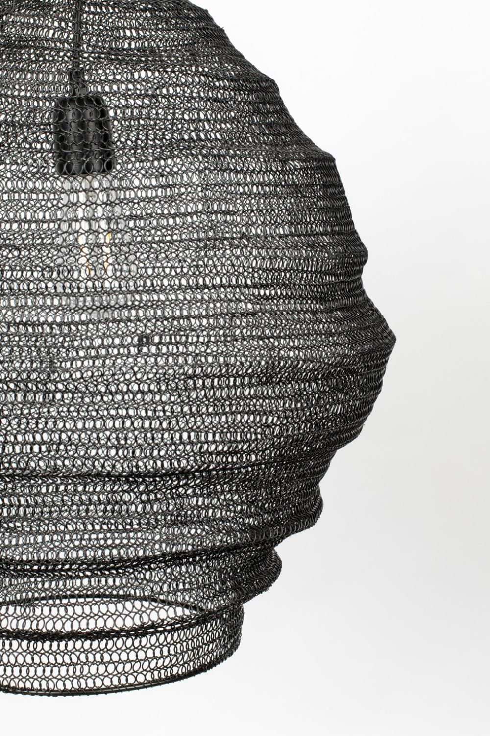 Black Iron Mesh Pendant Lamp L | DF Lena | Oroatrade.com