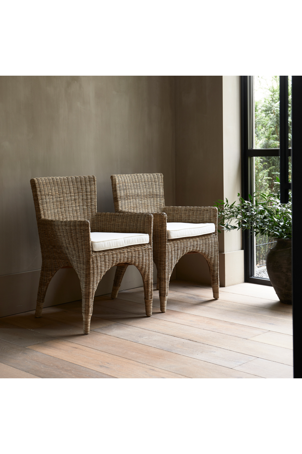 Contemporary Rattan Dining Armchair | Rivièra Maison The Hamptons | Dutchfurniture.com