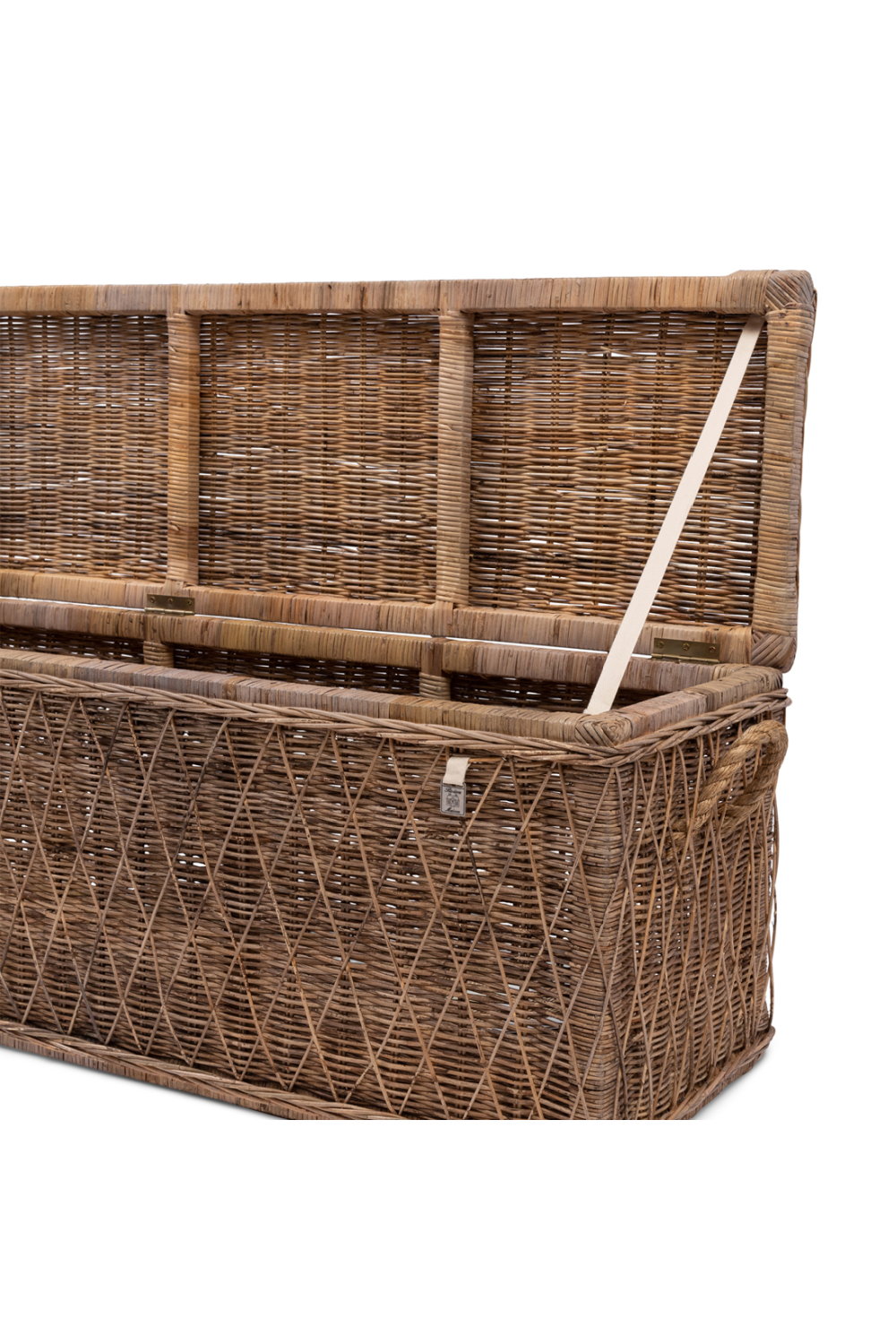 Hand-Braided Rattan Trunk | Rivièra Maison Nusa Dua | Dutchfurniture.com