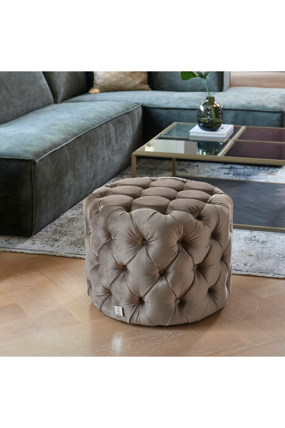 Round Tufted Velvet Footstool | Rivièra Maison Opera | Dutchfurniture.com