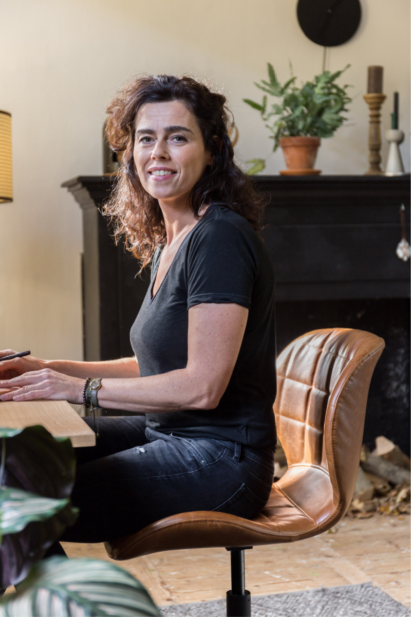 Cognac Leather Bucket Office Chair Zuiver OMG Dutch Furniture