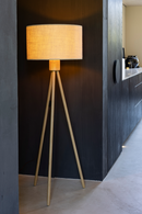 Minimalist Tripod Floor Lamp | Zuiver Fan | Dutchfurniture.com