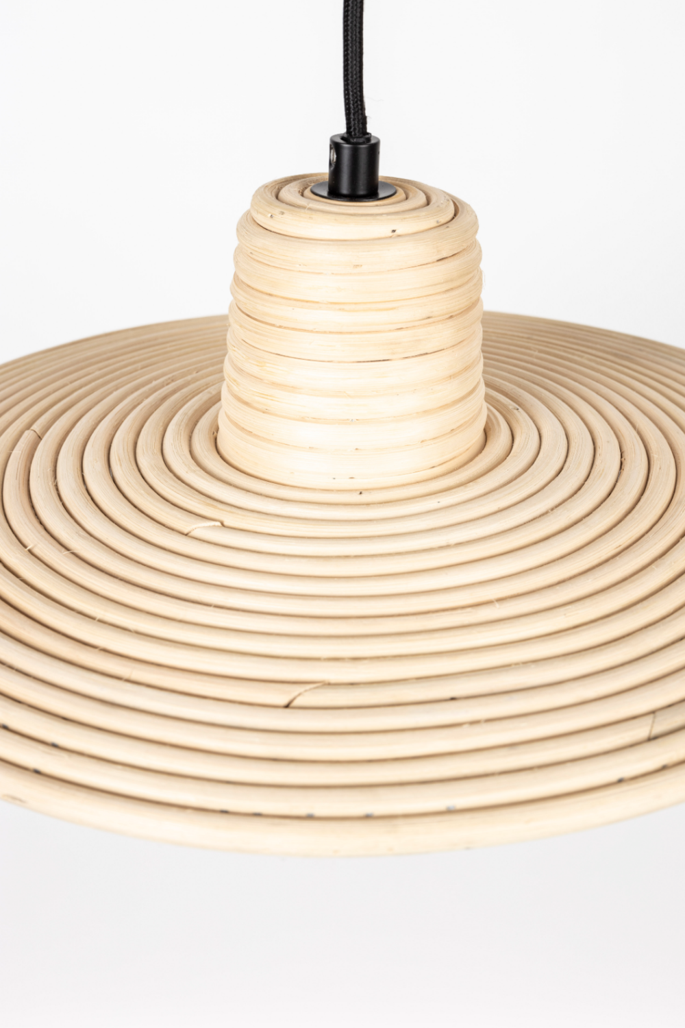 Beige Rattan Pendant Lamp | Zuiver Balance | Dutchfurniture.com