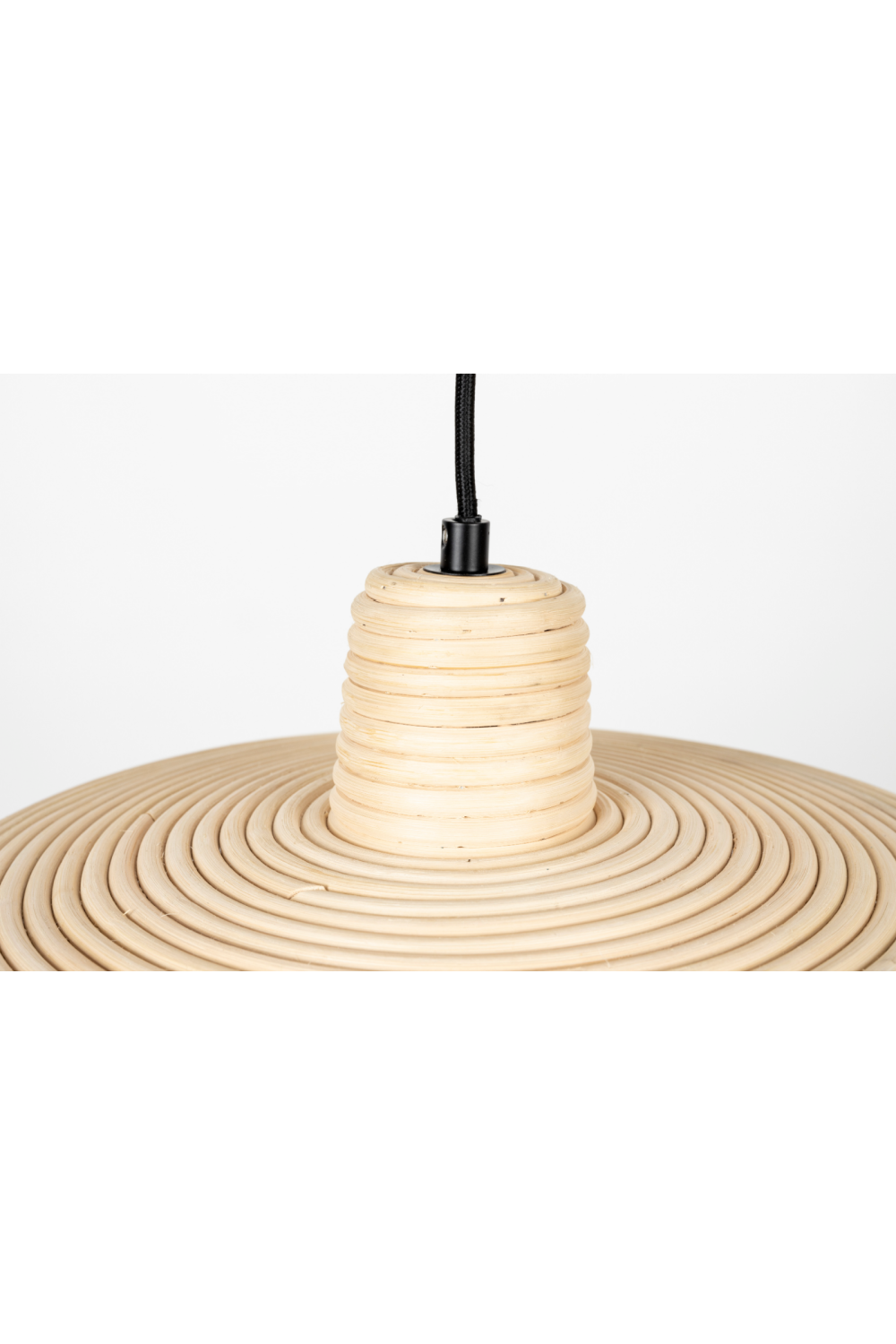 Beige Rattan Pendant Lamp | Zuiver Balance | Dutchfurniture.com