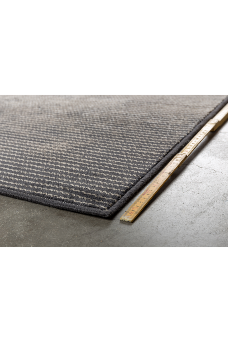 Gray Ombre Area Rug 6’5” x 10’ | Zuiver Obi | DutchFurniture.com
