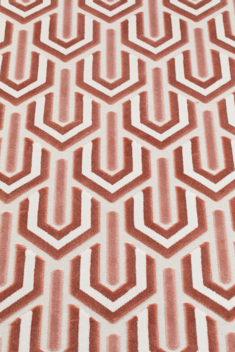 Pink Geometric Rug 5'5" x 8' | Zuiver Beverly | Dutchfurniture.com