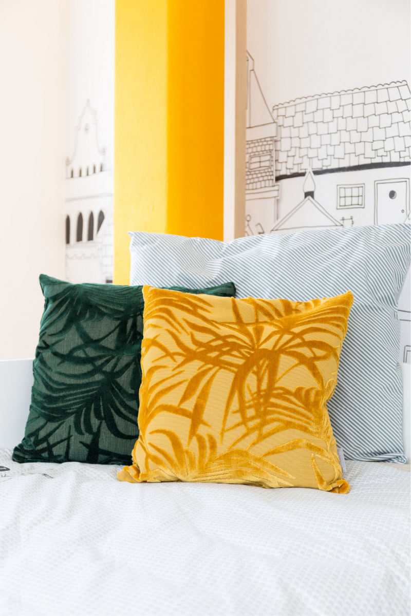 Green Leaf Pattern Pillows (2) | Zuiver Miami | Dutchfurniture.com